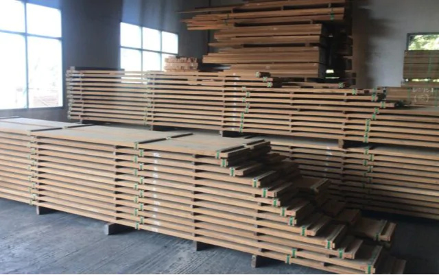 Rectangle wood Store